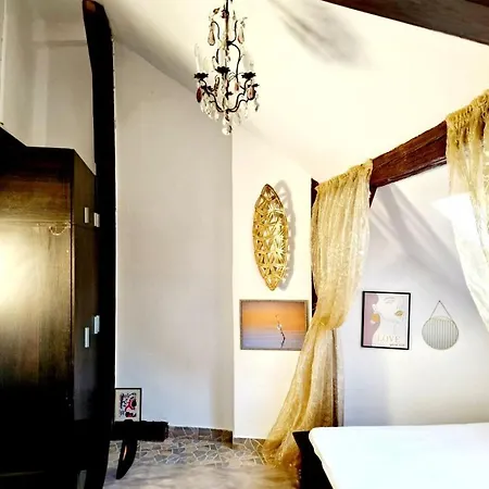 Cozy Loft Near Old Center Apartment Bucharest