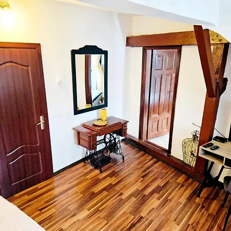 Cozy Loft Near Old Center Apartament